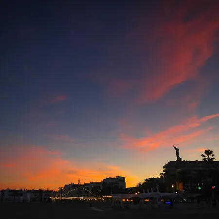 Апартаменти Banus - Banus Playa Rocio Direct Sea Access